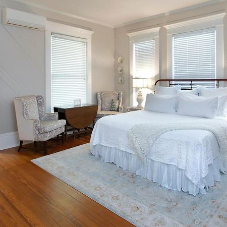 Katy House Bed And Breakfast Smithville Exterior photo