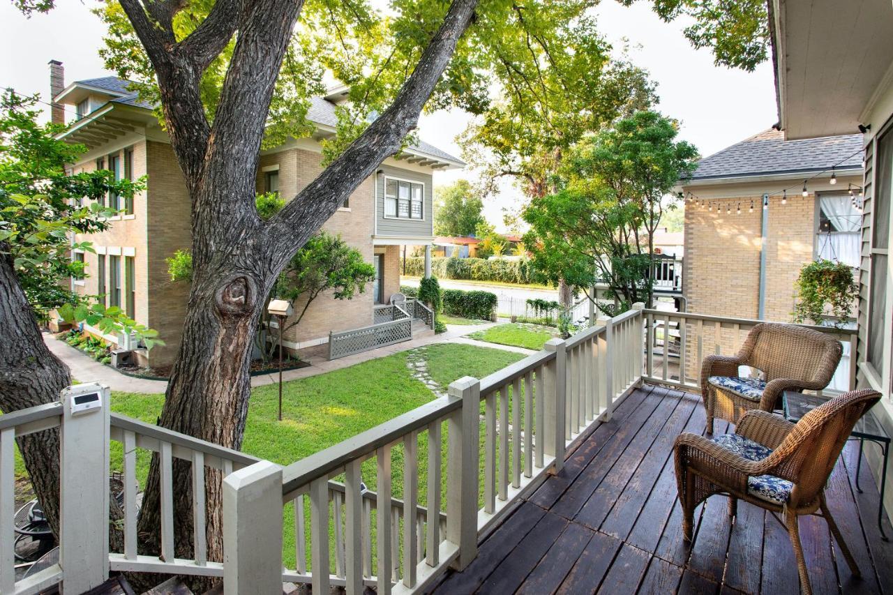 Katy House Bed And Breakfast Smithville Exterior photo