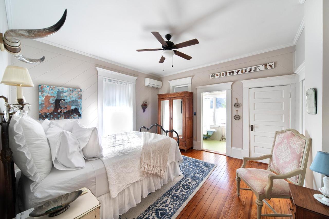 Katy House Bed And Breakfast Smithville Exterior photo