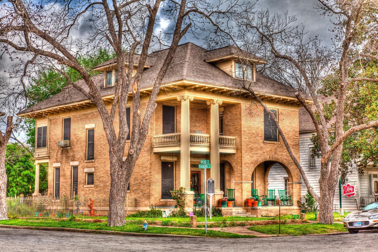 Katy House Bed And Breakfast Smithville Exterior photo